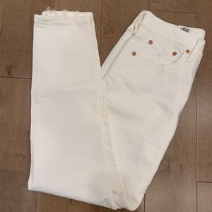 Levi’s White Premium 501 Skinny Jeans (NWT)